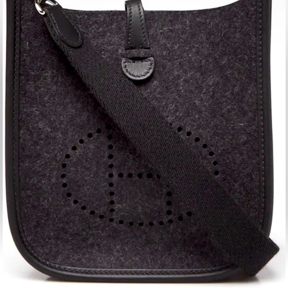 Hermes Evelyn TPM 2023 Handbag - Picture 1 of 3